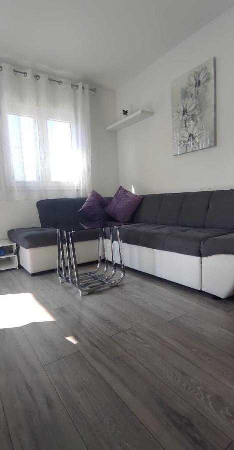 Apartman K&S Kastela Exterior photo